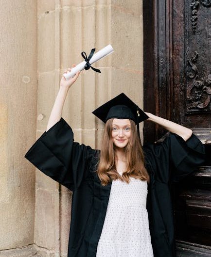 Купить диплом с внесением в реестр надежно и быстро