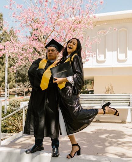 Купить диплом с занесением в реестр России быстро